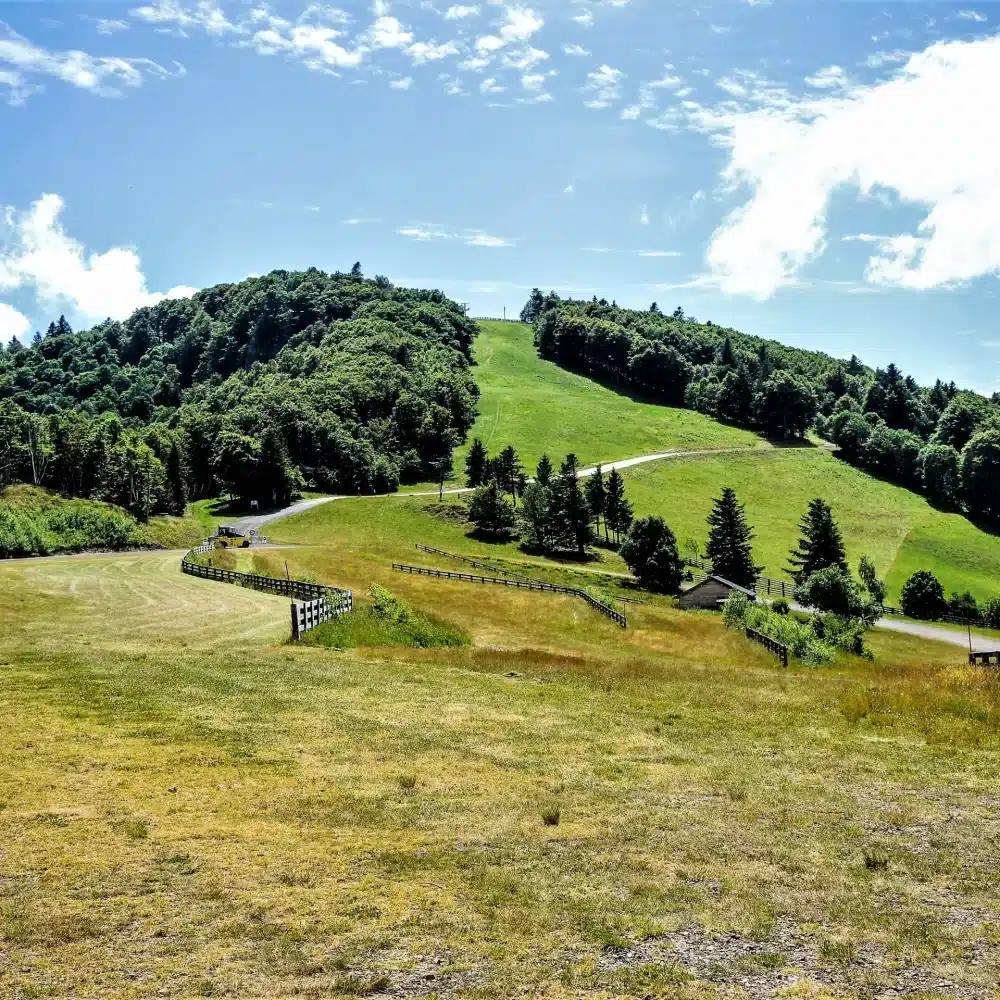 planche belle filles camping ballastieres bourgogne 08 scaled